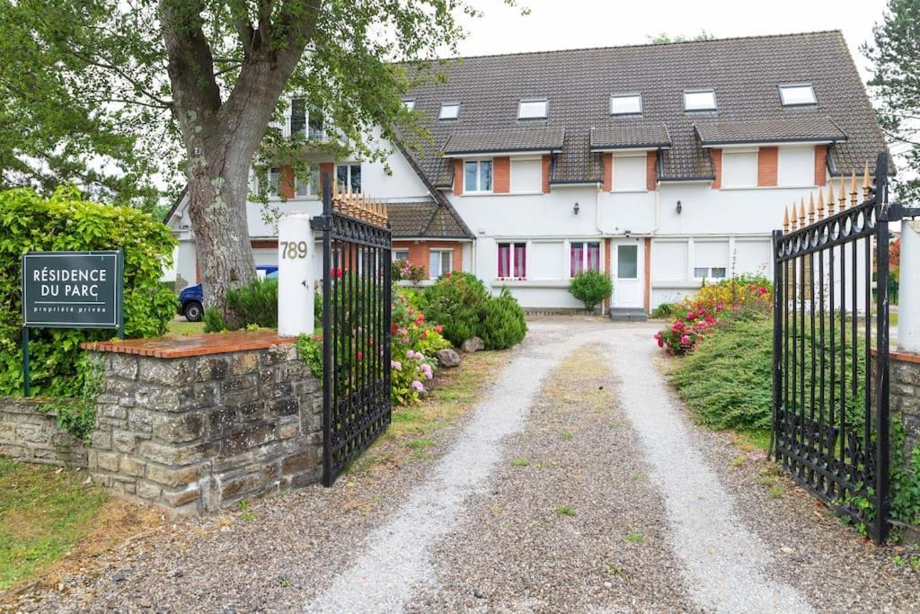 Residence Grand Jardin Attenant Tennis, Mini Golf, Sauna, Petanque Cucq Exterior photo
